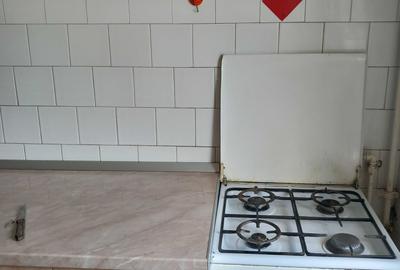 Apartament cu 2 camere semidecomandat în Confecții - 3