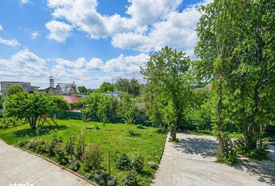 Apartament, mobilat în Est