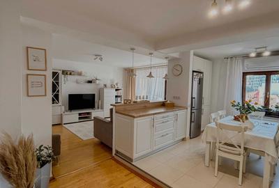 Apartament cu 4 camere decomandat în Central - 2