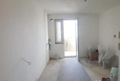 Apartament cu 2 camere semidecomandat în Viziru 1