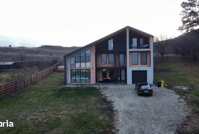 Casă cu 5 camere cu Teren 1150 Mp în Sânpetru - 16