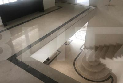 Spațiu comercial, de 600 mp, în Central - 15