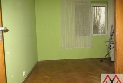 Apartament 3 camere Titan - metrou Grigorescu - bloc H - etaj 3 - 4