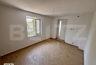 Spațiu comercial, de 32 mp, în Central - 3