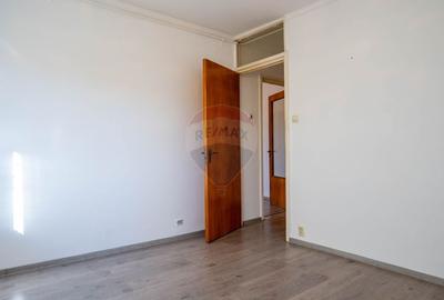De vanzare - Apartament 3 camere, 66 mp utili, zona Berceni - 2