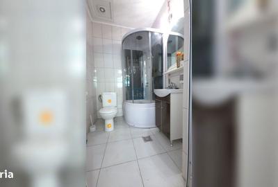 Casă cu 4 camere în 23 August - 8