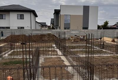 Casă cu 4 camere cu Teren 356 Mp în Central - 14