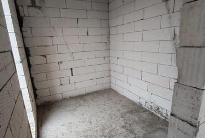 Casă cu 4 camere cu Teren 450 Mp în Malu Mare