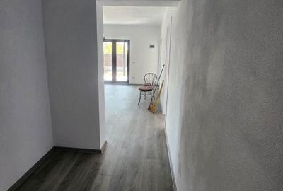 Casă cu 4 camere cu Teren 350 Mp în Hemeiuș - 9