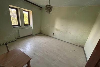 Apartament cu 3 camere decomandat în Gara