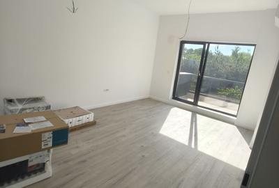 Apartament cu 2 camere decomandat în Central - 2