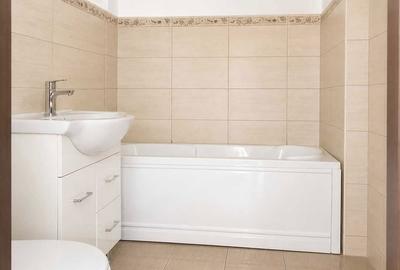 Apartament cu 3 camere decomandat în Central - 3