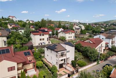 Casa de lux in Bucium, mobilata si utilata complet Casa de lux in Bucium, mobilata si utilata complet - 3