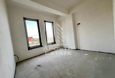 Apartament cu 3 camere nou,etaj intermediar,centrala proprie,zona Alfa - 5