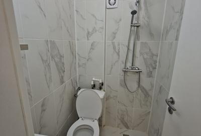 Garsonieră decomandată în Central - 9