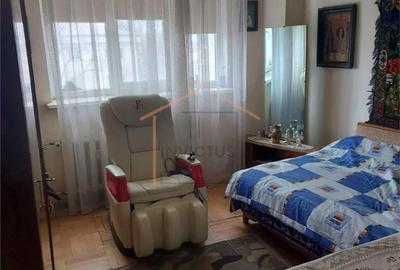 Apartament cu 3 camere decomandat în Central - 4
