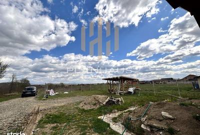 Casă cu 4 camere cu Teren 500 Mp în Coltău - 10