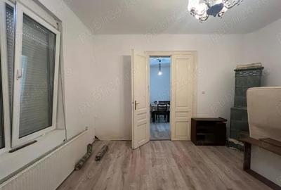 Casă cu 3 camere cu Teren 652 Mp în Pârneava - 9