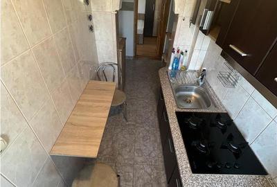 Apartament cu 3 camere decomandat, mobilat în Sud - 4