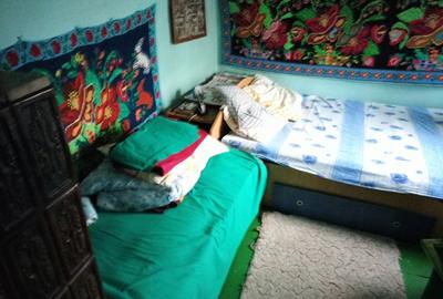 Casă cu 4 camere cu Teren 200 Mp în Central