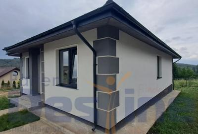 Comision 0%, Casa  104mp, 157.900 €, Valea Adanca - 2