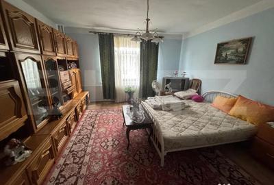 Casă cu 6 camere cu Teren 719 Mp în 14 Mai