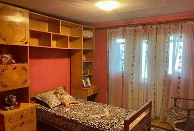Casa de vanzare, Bariera Valcii, Craiova - 1