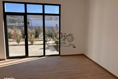 Casă cu 4 camere în Cristian - 12