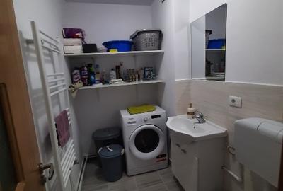 Apartament 4 camere, micro 16,complex sitetu - 2