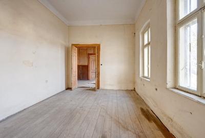 Casă individuală cu 7 camere cu Teren 1766 Mp în Ceptura - 16