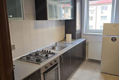 Inchiriez apartament 2 camere decomandate Vitan Rin Grand Hotel - 4