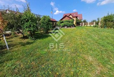 Teren intravilan 983 mp + cabana, curent trifazic, Zona linistita - 1