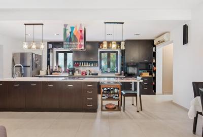 REV2002969 Vila de lux cu 9 camere in Corbeanca-Petresti REV2002969 Vila de lux cu 9 camere in Corbeanca-Petresti - 7