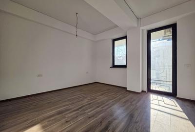 Apartament cu 3 camere semidecomandat în P-ța Ovidiu - 6