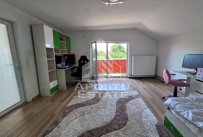 Casa individuala la intrare in Sag, teren de 1.800 mp,  comision 0 - 3