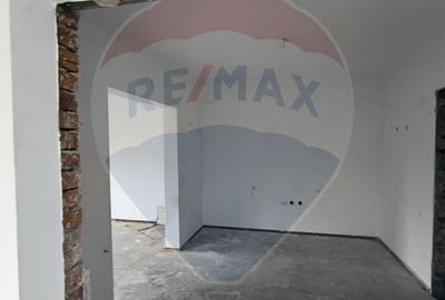 Spațiu comercial, de 318 mp, în Bucureștii Noi - 3