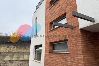 Unitate duplex 170mp cu garaj in Voronet - 2