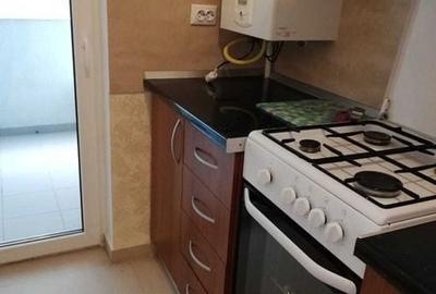 Garsonieră decomandată în Bucium - 3