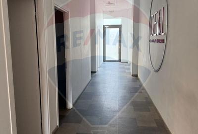 Spațiu comercial, de 92.2 mp, în Central - 2