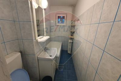 Apartament cu 3 camere nedecomandat, mobilat în Cornișa - 5