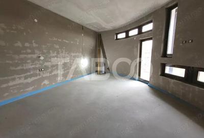 Casă cu 5 camere cu Canalizare în Tineretului - 13