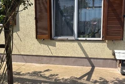 Casă individuală cu 3 camere cu Canalizare în Central - 2