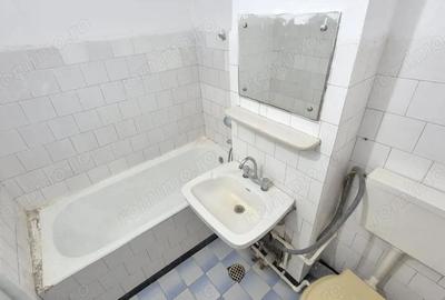 Vanzare apartament 2 camere, 42 mp - Bumbe?ti-Jiu - strada Jiului - 4