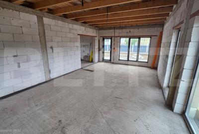 Casa pe un singur nivel, 600 mp teren, deschidere la 2 strazi - Partos - 3