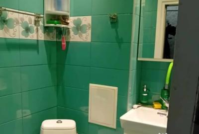 Apartament cu 2 camere decomandat în Lipovei
