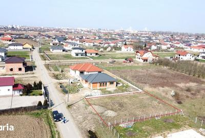 Teren de 600 mp, în Păulești - 5