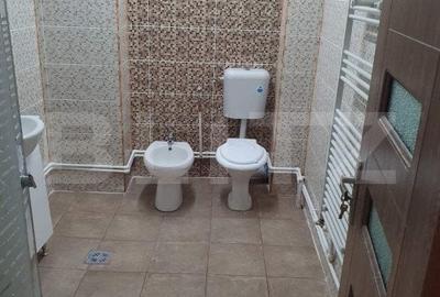 Casă individuală cu 8 camere cu Teren 260 Mp în Central - 7