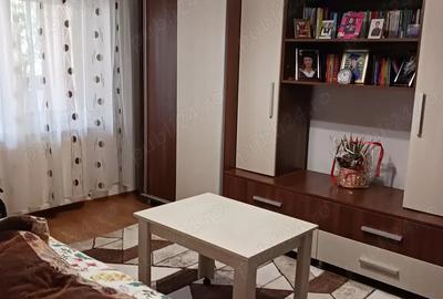 Vand apartament 2 camere sau schimb cu o casa inafara Bra?ovului - 2