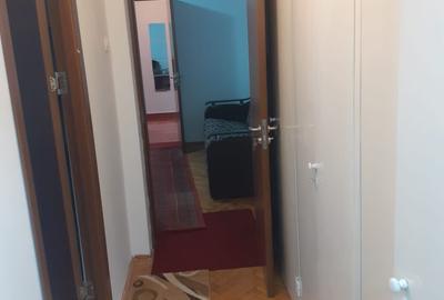 Apartament cu 3 camere semidecomandat, mobilat în Obor - 5