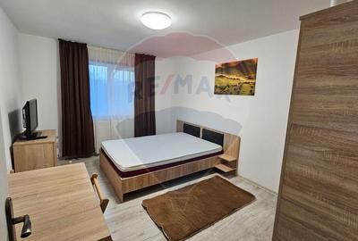 Apartament cu 1 camere decomandat, mobilat în 1 Mai - 5